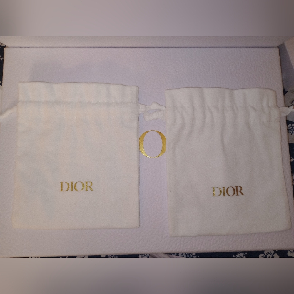 Dior beauty dust bags 2pieces